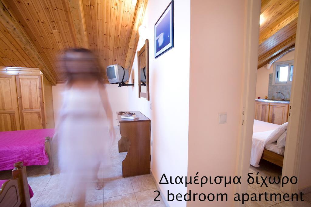 Pansion Filoxenia Apartments & Studios Tsoukaládhes Buitenkant foto